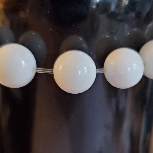 OHM Beads "Oneness" Stretch Bracelet - Onyx and Mother of Pearl - Picture 8 of 13